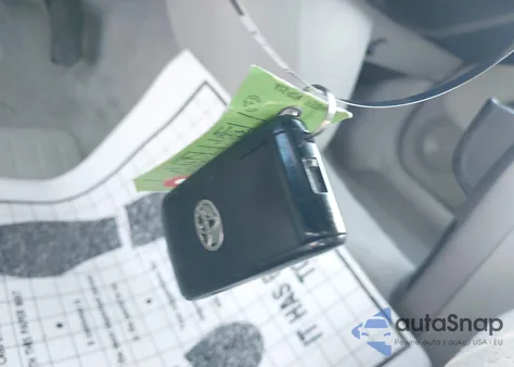 2007 Toyota Prius из США, поврежденный, VIN JTDKB20U677678724